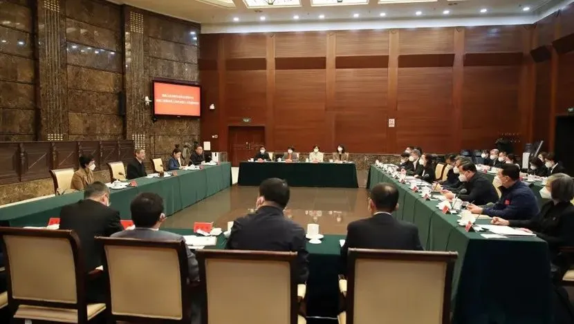 最高人民法院与各民主党派中央、全国工商联负责人和无党派人士代表座谈会在京召开