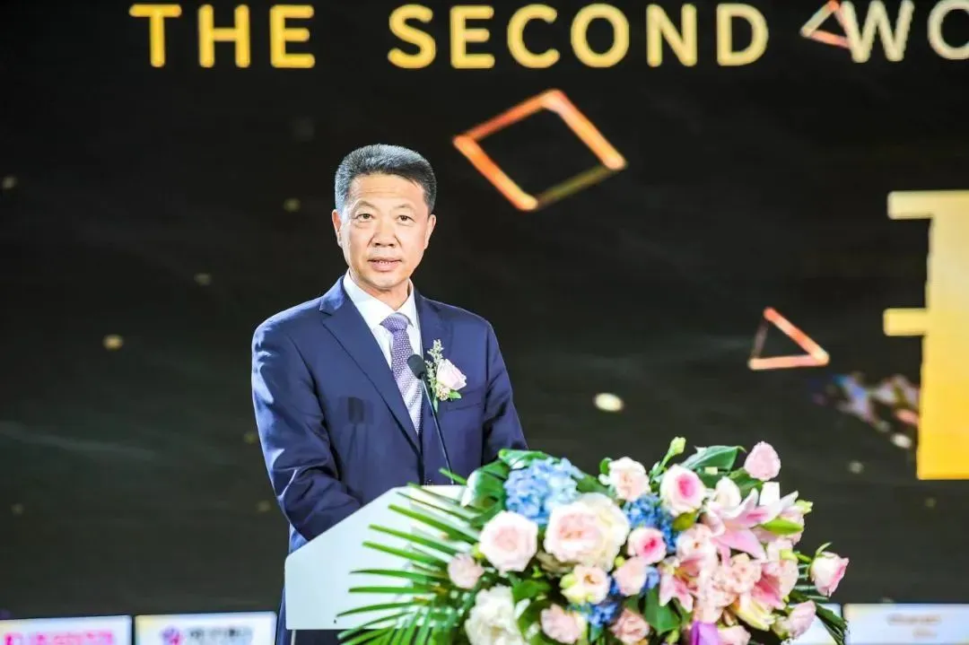 【行业动态】第二届世界华人美业大会在大连盛大举行