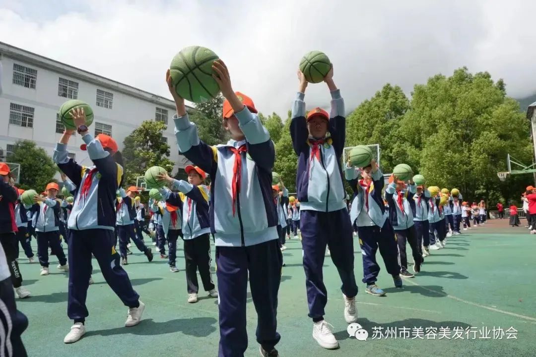 【美业公益】江苏美业“筑梦之旅”暨花里金莎希望小学成立20周年庆祝活动圆满举行