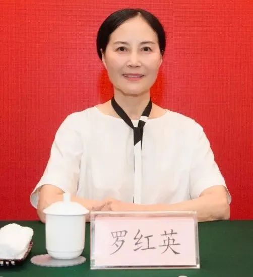 【行业动态】浙江省美发美容行业协会第六届第二次理事会议暨美容美发行业诚信经营共同倡议活动在杭州举行